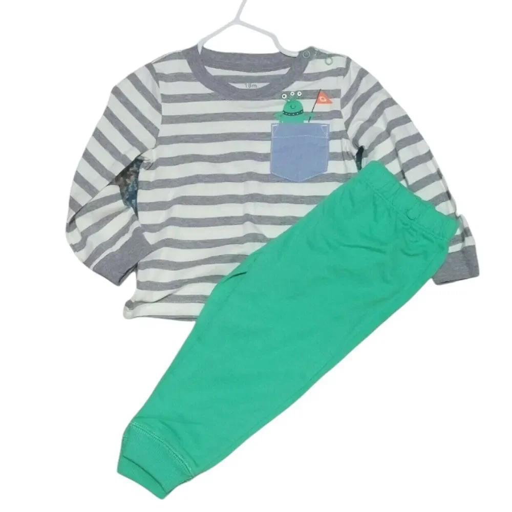 Carters 2pc cute monster/ alien set